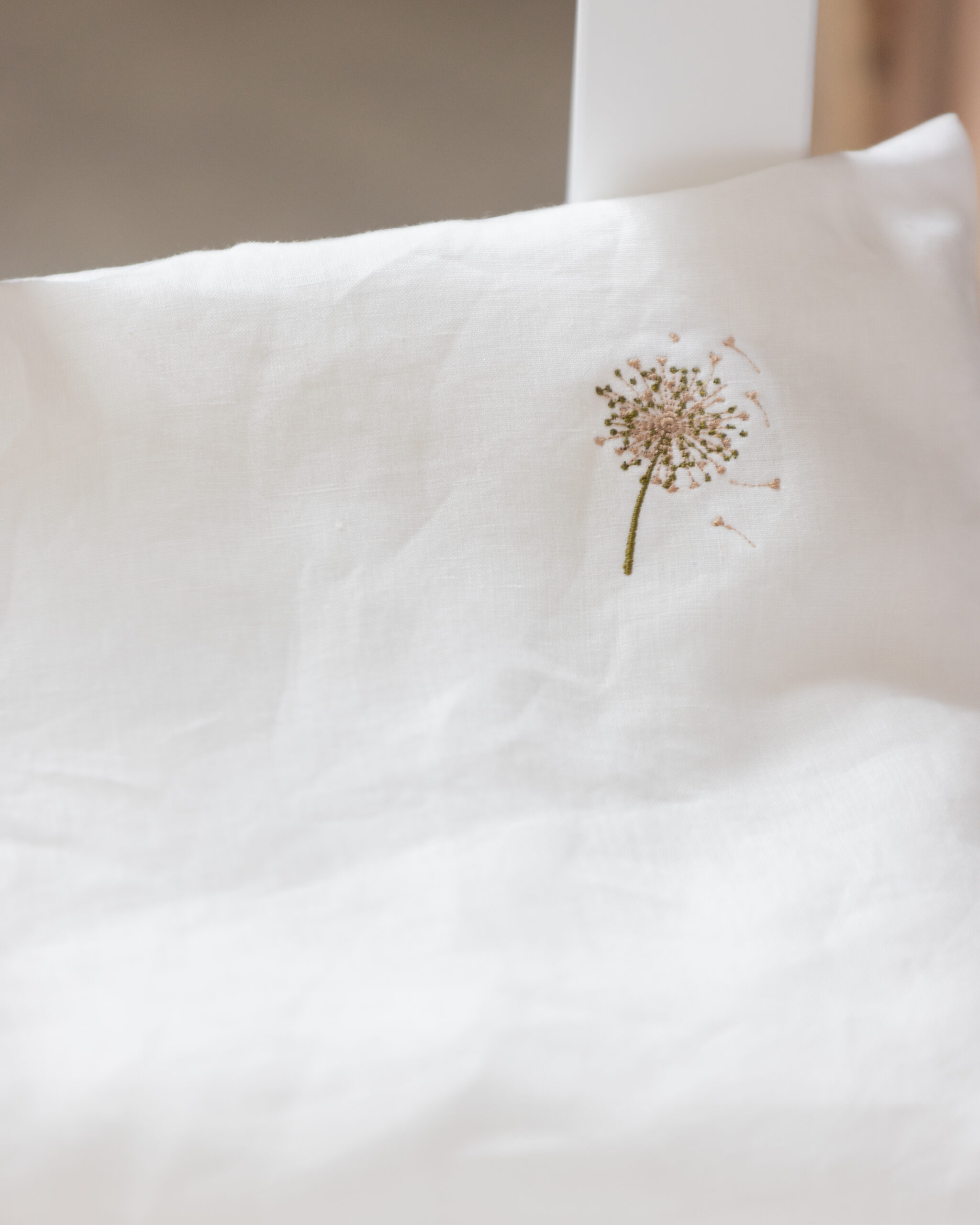 Dandelion Pillow and Sheet Set