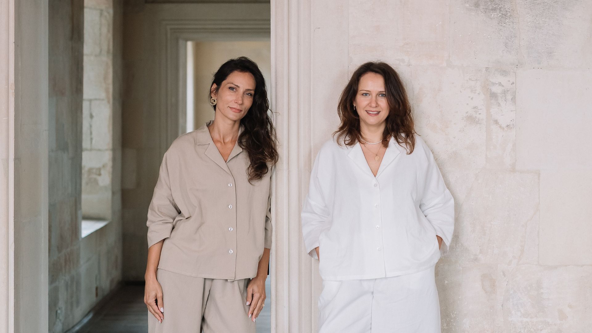 Pyjamas i rumænsk premium-bomuld